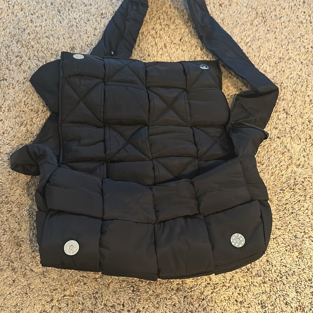 Cassette woven crossbody bag - Picture 4 of 5